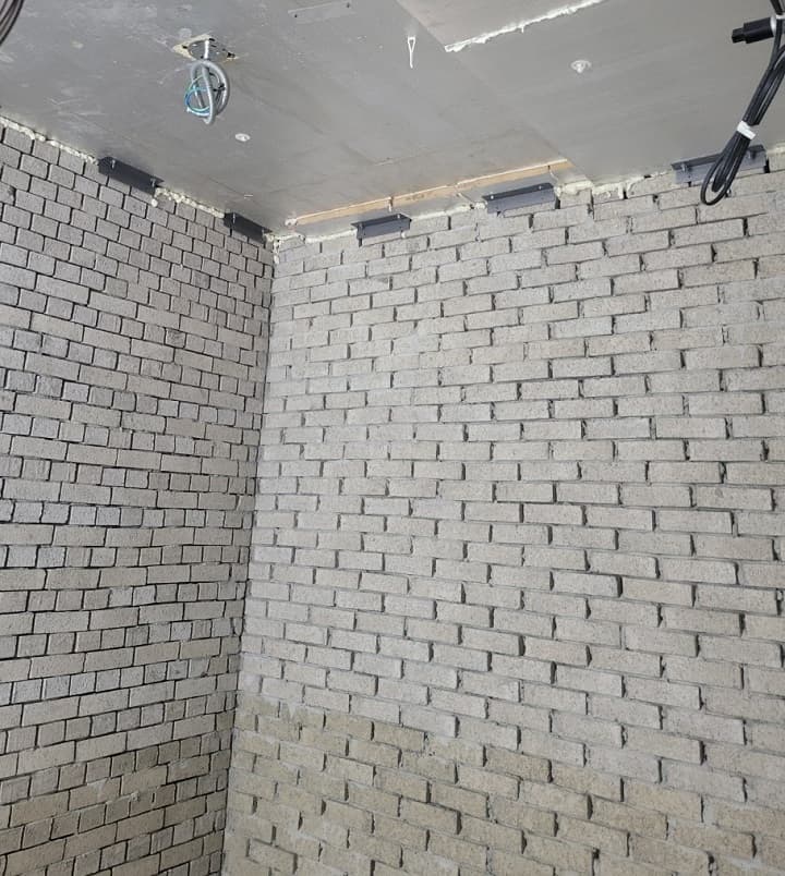 조적벽체(1.0B) 비구조요소 내진설계: 전도 방지 및 상세 가이드